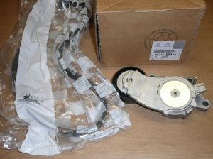 $ Kit de courroie  trapézoïdal CITROEN C4 PICASSO, PEUGEOT 301 1.6 HDI CITROEN C-ELYSEE, PEUGEOT 308 ,  1611277680