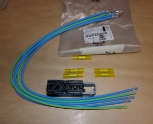 $ Faisceau de climatisation Citroën C4 Picasso  ,  1637130380