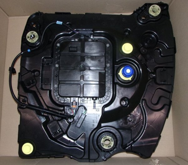 ORIGINAL AdBlue Réservoir CITROEN C3 PEUGEOT 2008 208 301 , 1682620380  , 9812914780 , 9808559680 , 9818703780 ,