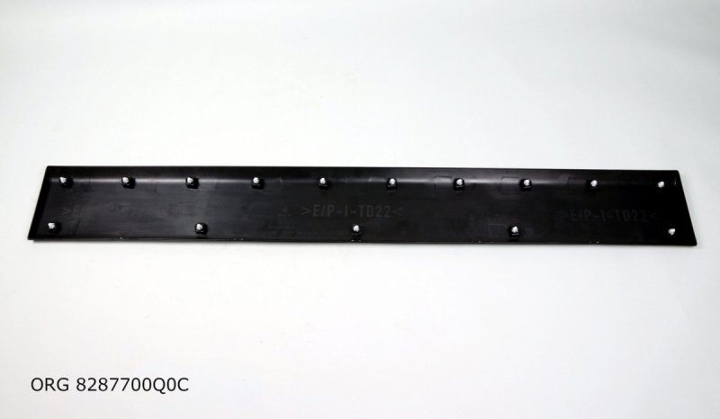 Seuil de porte d'origine Renault Master III porte coulissante gauche longue, 8287700Q0C, 828210160R