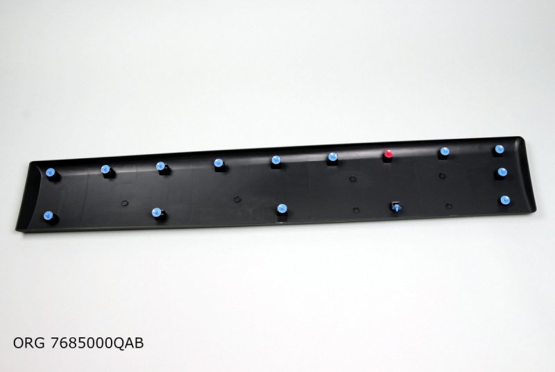 Original  MOULURE DE PORTE Renault TRAFIC 01- DROITE COULISSANTE, 7685000QAB