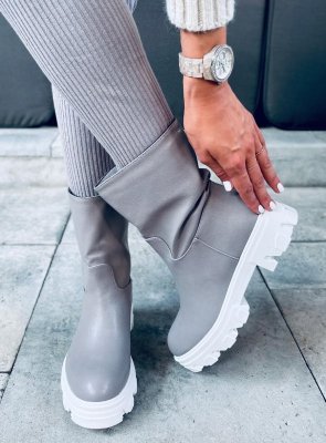 Botki z prostą cholewką JOWITA GREY