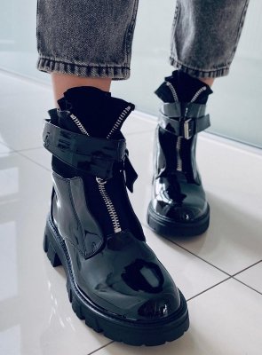 Botki lakierowane płaskie FRAY BLACK