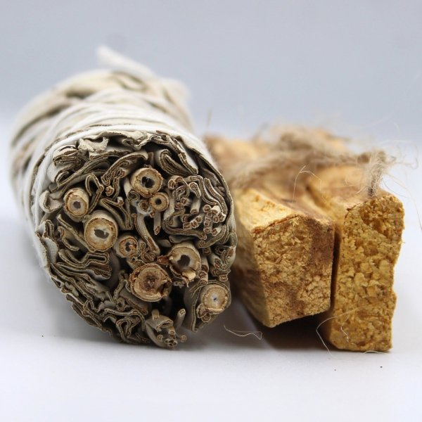 Palo Santo z Peru, Biała Szałwia z USA – idealny zestaw do medytacji i relaksu.