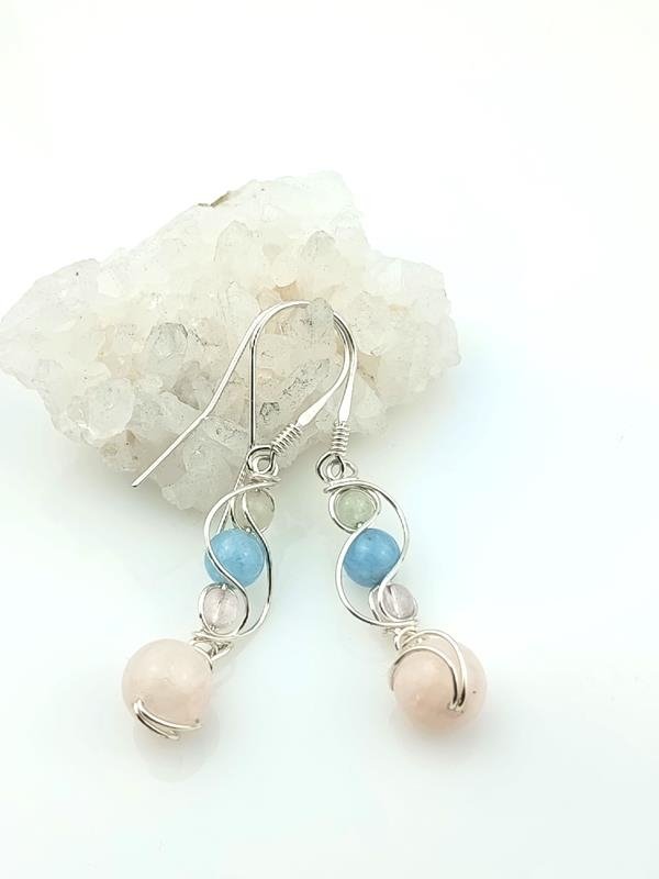 Prezent dla nauczycielki – kolczyki ze srebra z morganitem