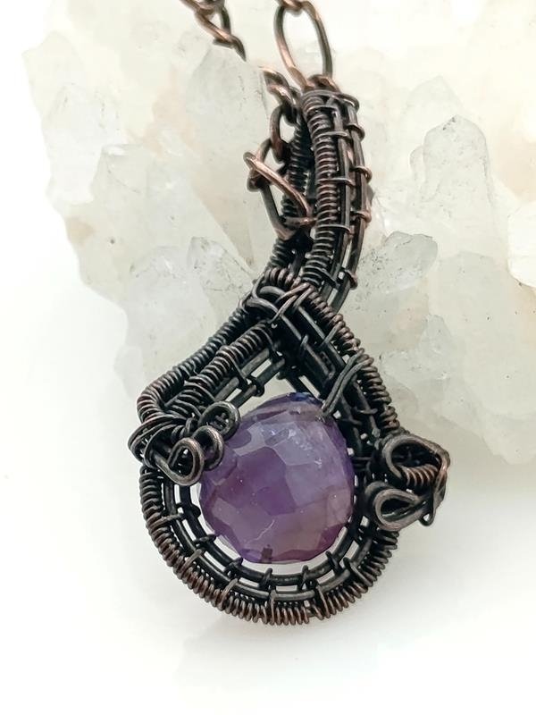 Zdjęcie wisiorka od spodu