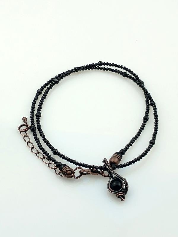 Naszyjnik z czarnym spinelem i czarnym agatem - prezent z okazji 22 rocznicy ślubu