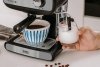 Kolbowy ekspres do kawy TEESA AROMA 400
