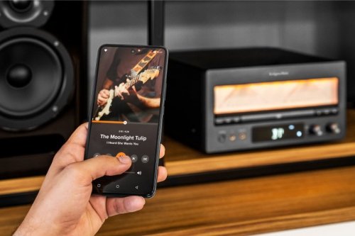 Wieża HiFi Kruger&amp;Matz KM1995 (Wzmacniacz klasy A, CD, USB,  Bluetooth, radio cyfrowe DAB+, FM)