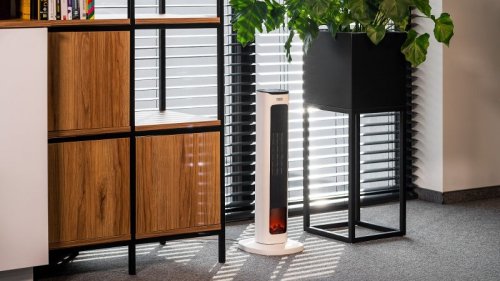 Termowentylator kolumnowy PTC Teesa  z funkcją imitacji kominka.