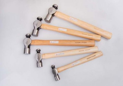 MŁOTEK TYP AMERYKAŃSKI 245g 300mm King Tony
