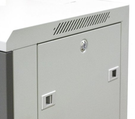 Szafa wiszaca niedzielona 19&quot; 9U, drzwi blacha/szkło, 600×450×500mm szer./gł./wys. (w zestawie: półka stała oraz komplet śr