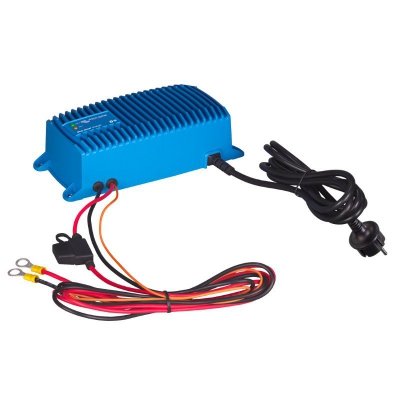 Blue Smart IP67 Charger 12/17 (1)