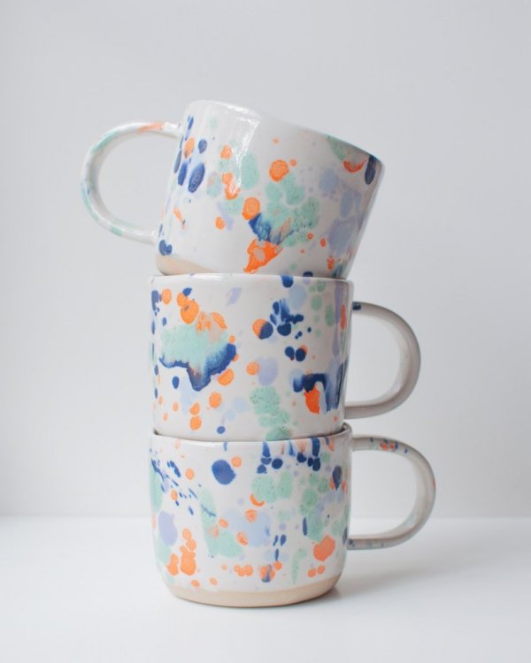 Kubek w kolorowe ciapki 300ml