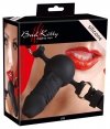 knebel z penisem