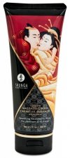 Massage cream sparkling strawberry wine
