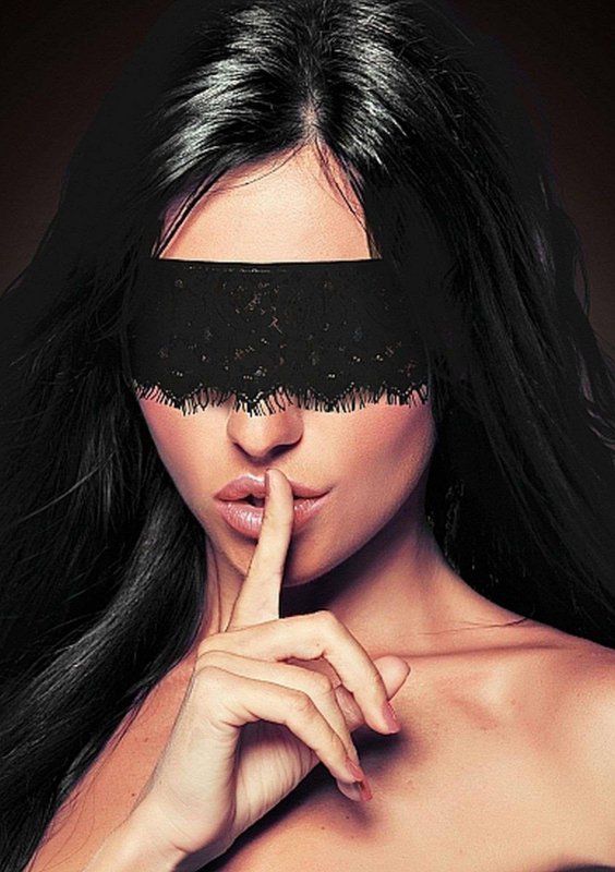 Mystère lace mask - black