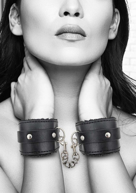 Kajdanki plush bonded leather hand cuffs