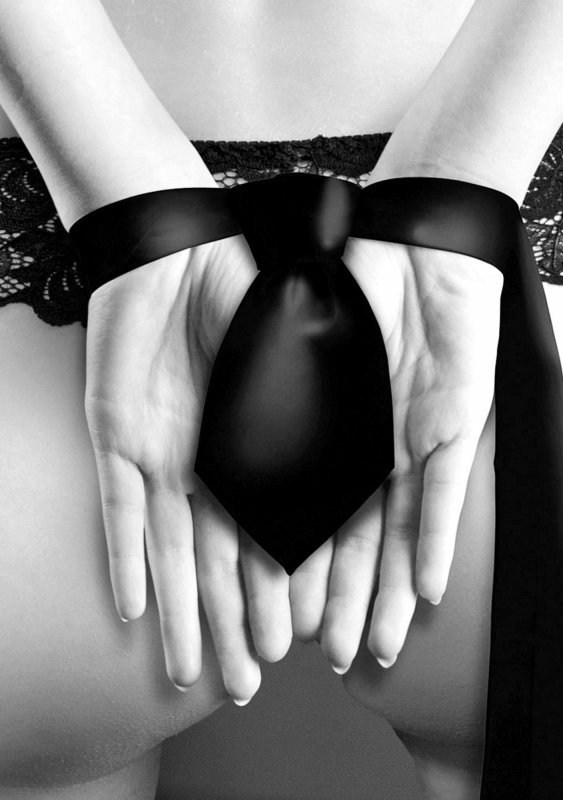Satynowy krawat pas do bondage wiązania