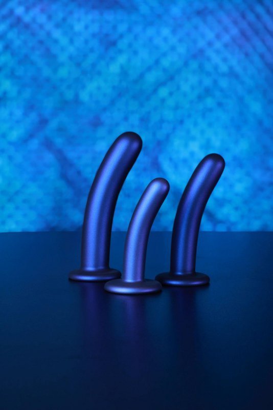 Smooth Silicone G-Spot Dildo - 5&#039;&#039; / 12 cm