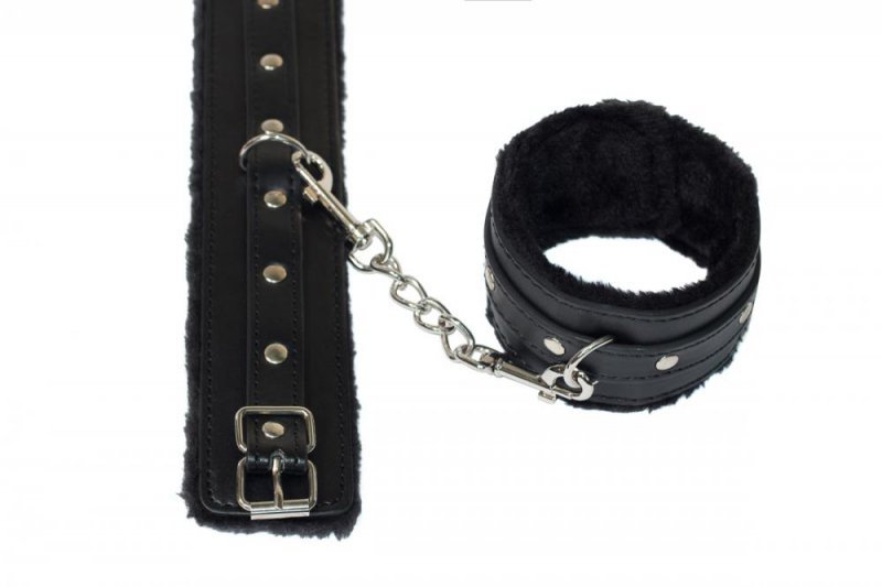 Kajdanki na nogi kostki Ankle cuffs Party Hard 