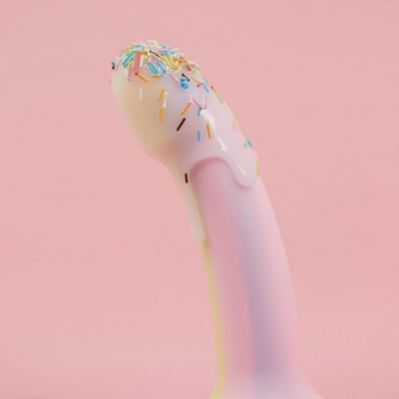 Nietuzinkowy penis dildo o mieniących się kolorach  15 cm