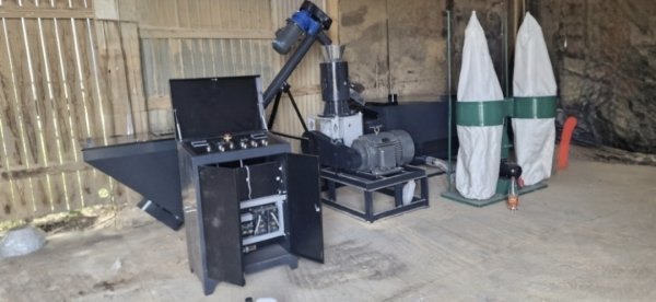 Linia do produkcji peletu DGL-6000  400-600kg z suszarnia 