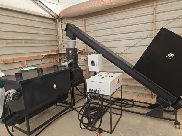  LInia do produkcji peletu DGL-5000  300-500kg 