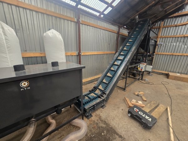 Linia do produkcji peletu DGL-5000  300-500kg z suszarnia i młynem