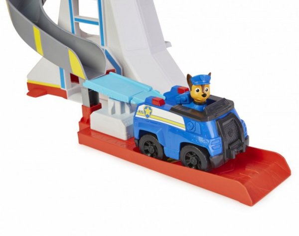 Spin Master Zestaw figurek Psi Patrol: Nowa Baza Psiego Patrolu