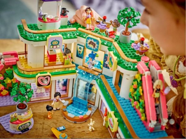 LEGO Klocki Friends 42604 Centrum handlowe w Heartlake City