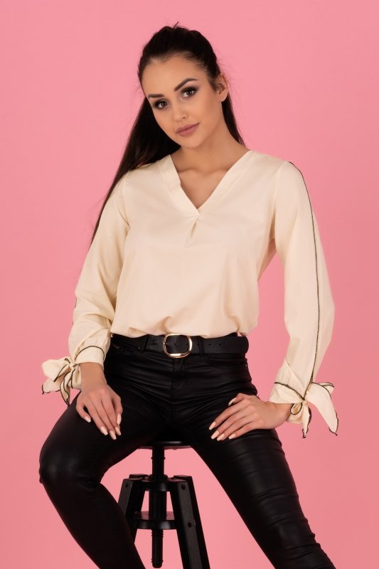 Merribel Ormin Ecru Halenka