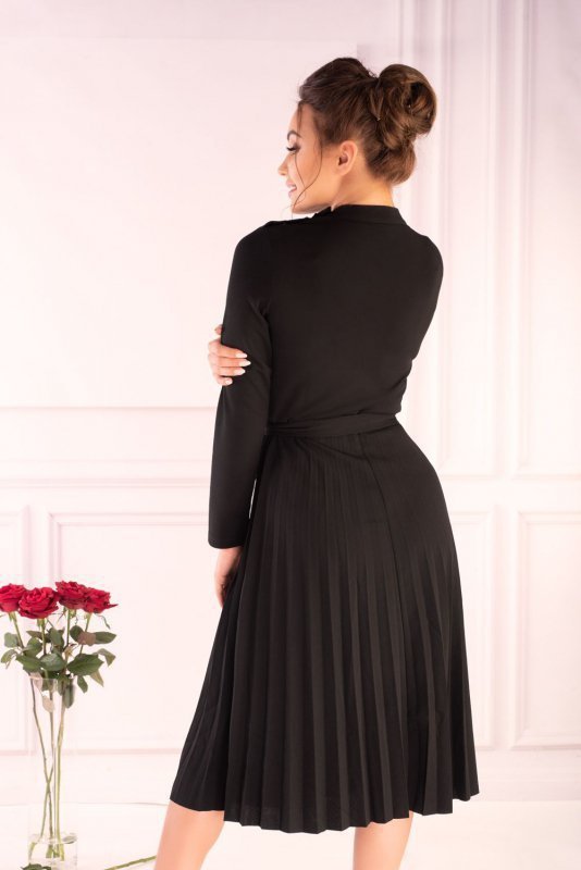 Merribel Hamien Black Šaty