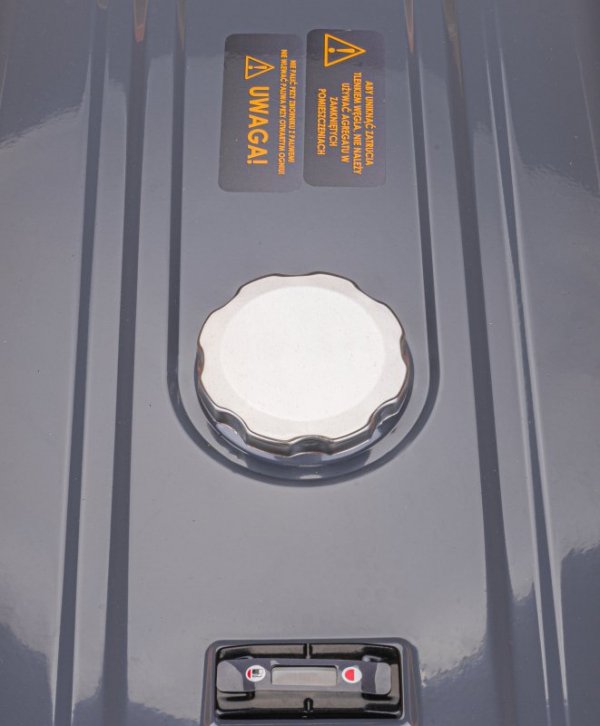 Agregat prądotwórczy 7500W 230V 400V AVR PM-AGR-7500M-EL