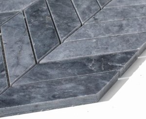 Mozaika jodełka z ciemnoszarego marmuru Black Storm