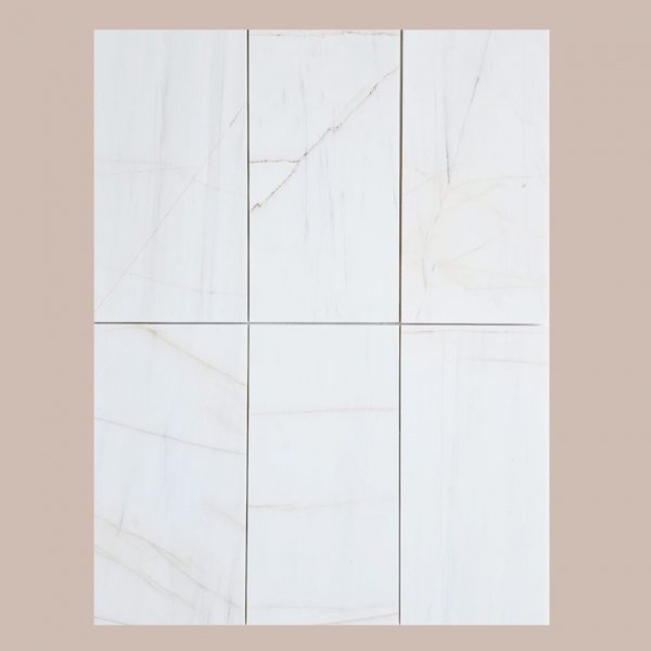 Płytki marmurowe Glacier Rose, wykończenie satynowe, gr. 1 cm