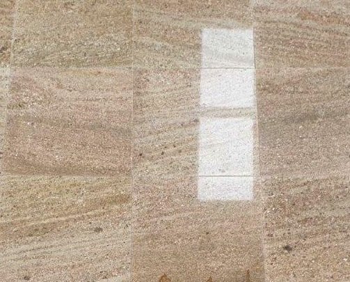 Płytki granitowe Mohavia, grubość 1 cm, wykończenie polerowane