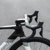 Owijka na kierownicę rowerową z pianki EVA wzór Power - biała