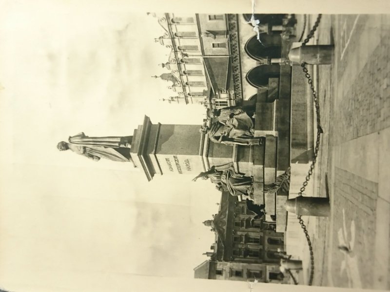 KRAKÓW - POMNIK MICKIEWICZA