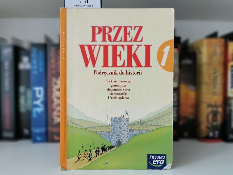 Przez wieki. Podręcznik Klasa 1 Gimnazjum - Danuta Musiał