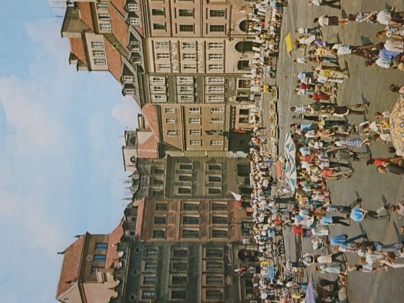 WARSZAWA. RYNEK STAREGO MIASTA FOT. T. SUMIŃSKI