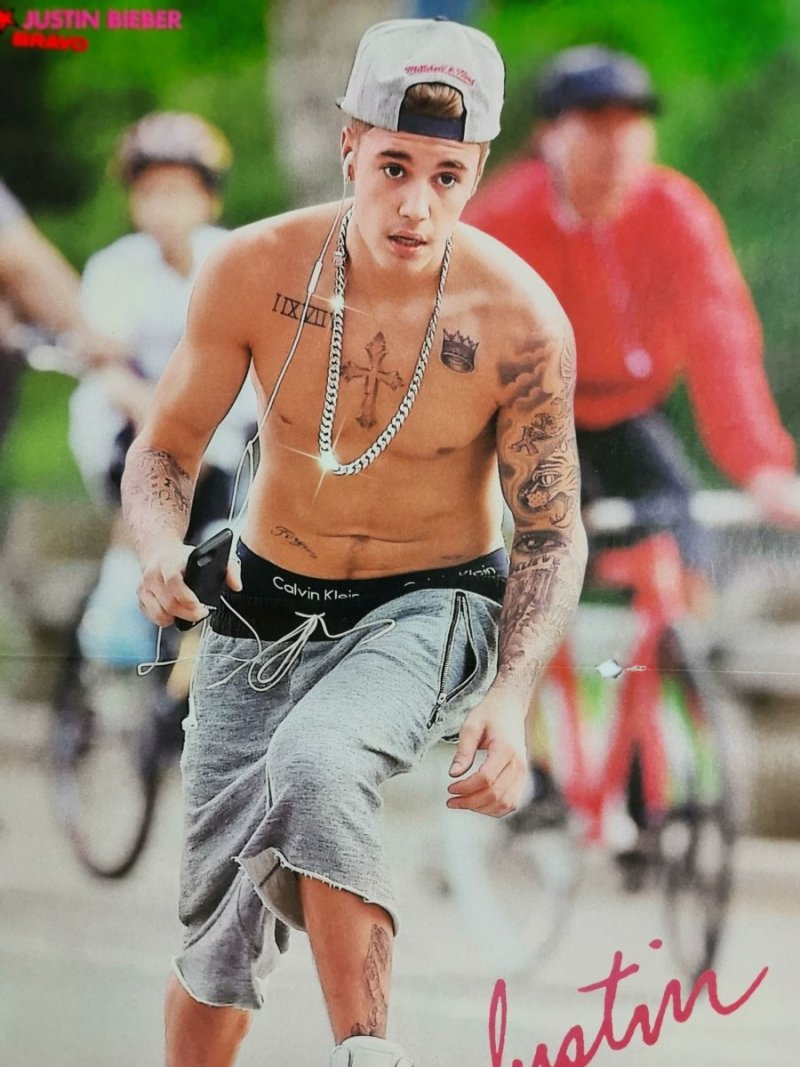 BRAVO. PLAKAT TRANSFORMERS WIEK ZAGŁADY. JUSTIN BEIBER