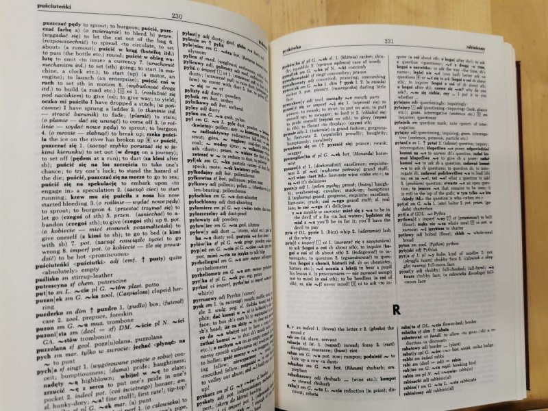 WIELKI SŁOWNIK A-Z POLSKO-ANGIELSKI, ANGIELSKO-POLSKI 4 TOMY