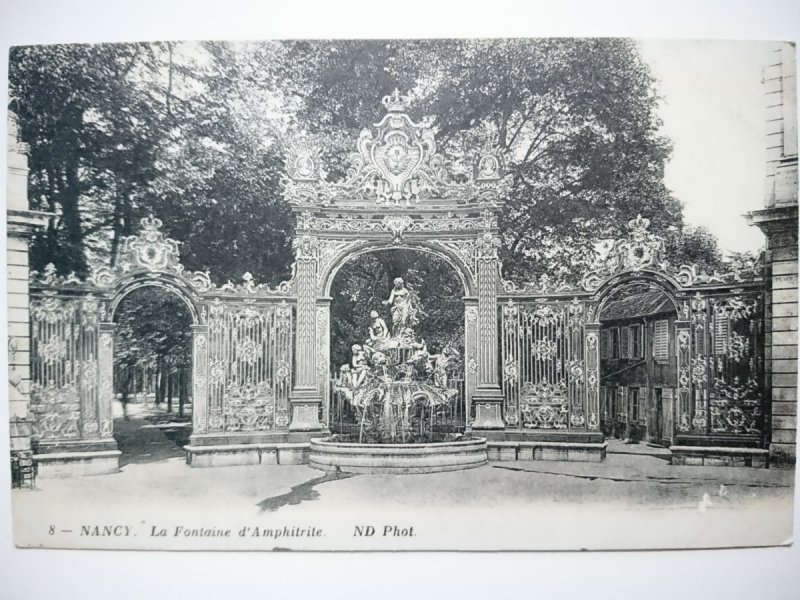 NANCY - LA FONTAINE D'AMPHITRITE ND PHOT.