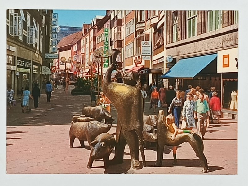 BREMEN SOGEGRUPPE BRONZEPLASTIK VON PETER LEHMANN
