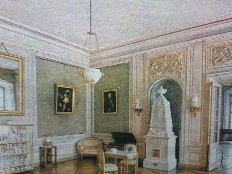 ŁAŃCUT MUZEUM - ZAMEK SALON BOUCHERA FOT JABŁOŃSKI