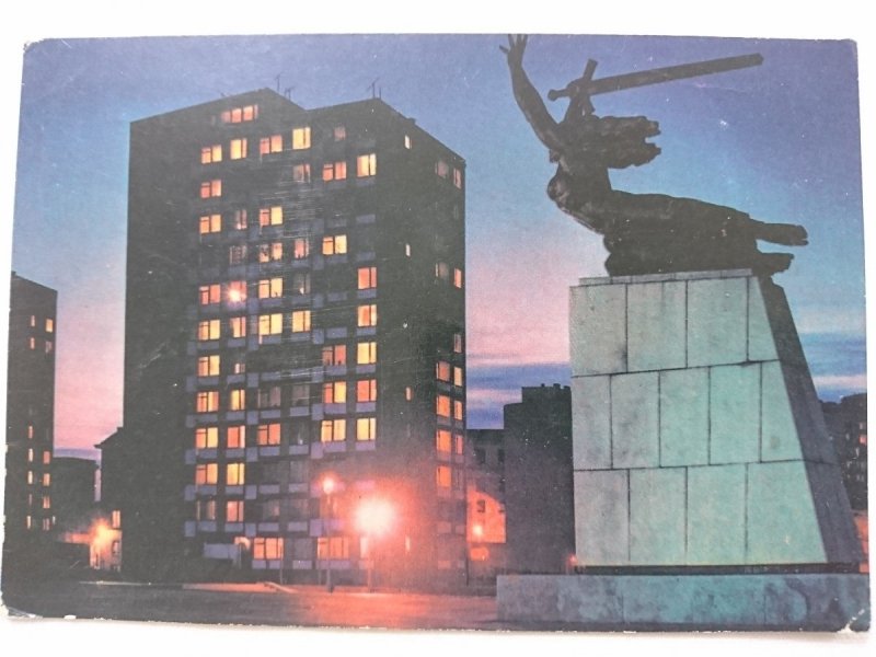 WARSZAWA. POMNIK BOHATERÓW WARSZAWY FOT. P. KRASSOWSKI