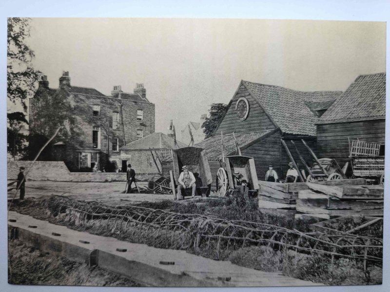 EARL’S COURT FARM