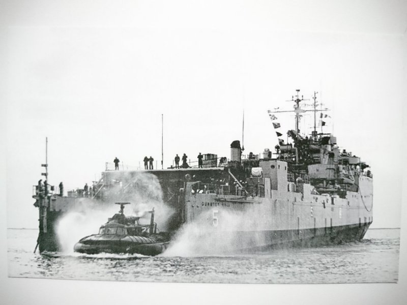 U. S. S. GUNSTON HALL LSD-5