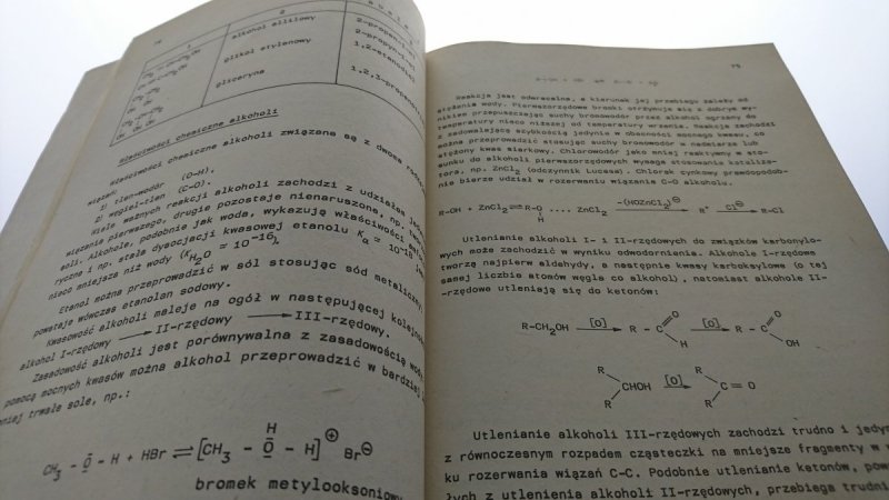 ĆWICZENIA Z CHEMII ORGANICZNEJ Alina Bukowska 1989